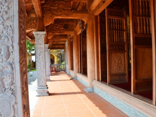 Độc đáo chùa gỗ lớn nhất Quảng Ninh