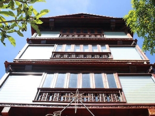 Mẫu nhà gỗ 5 tầng đẹp