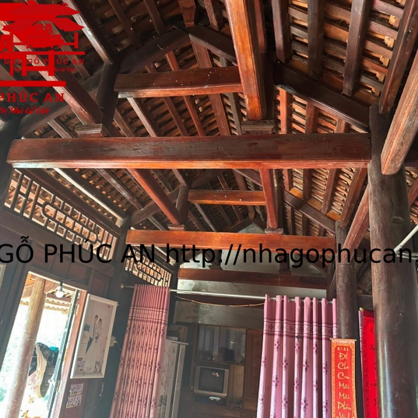 Nhà 3 gian ,gỗ Sến,Lim