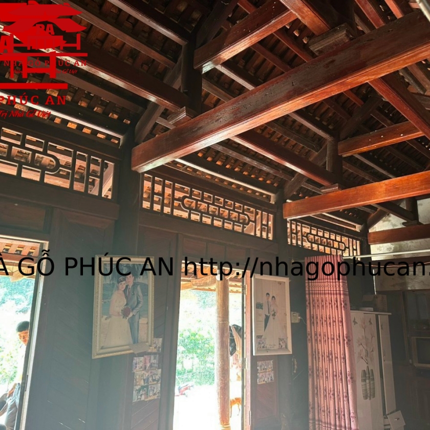 Nhà 3 gian ,gỗ Sến,Lim