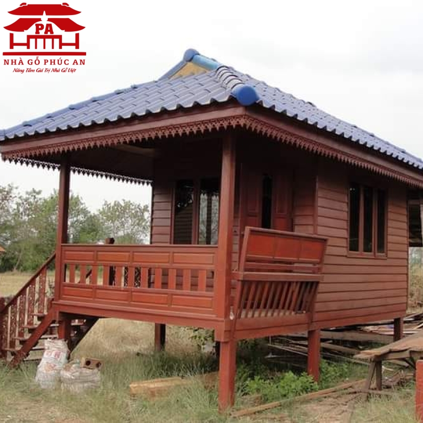 Nhà Gỗ Sân Vườn sàn Mini