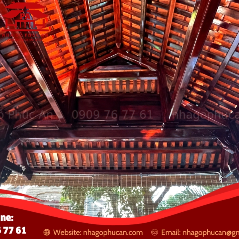NHÀ 3 GIAN 8 CỘT CỔ LẦU