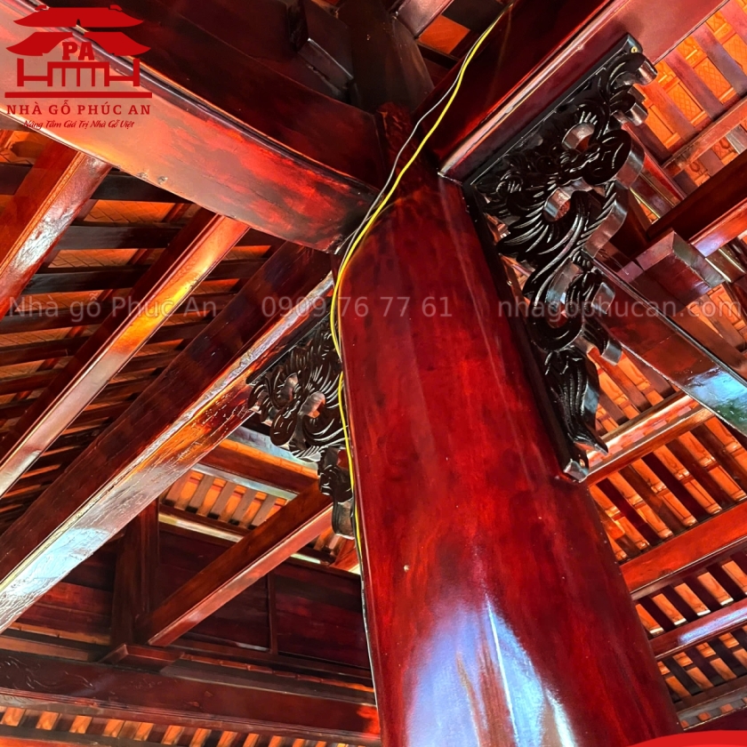 NHÀ 3 GIAN 8 CỘT CỔ LẦU