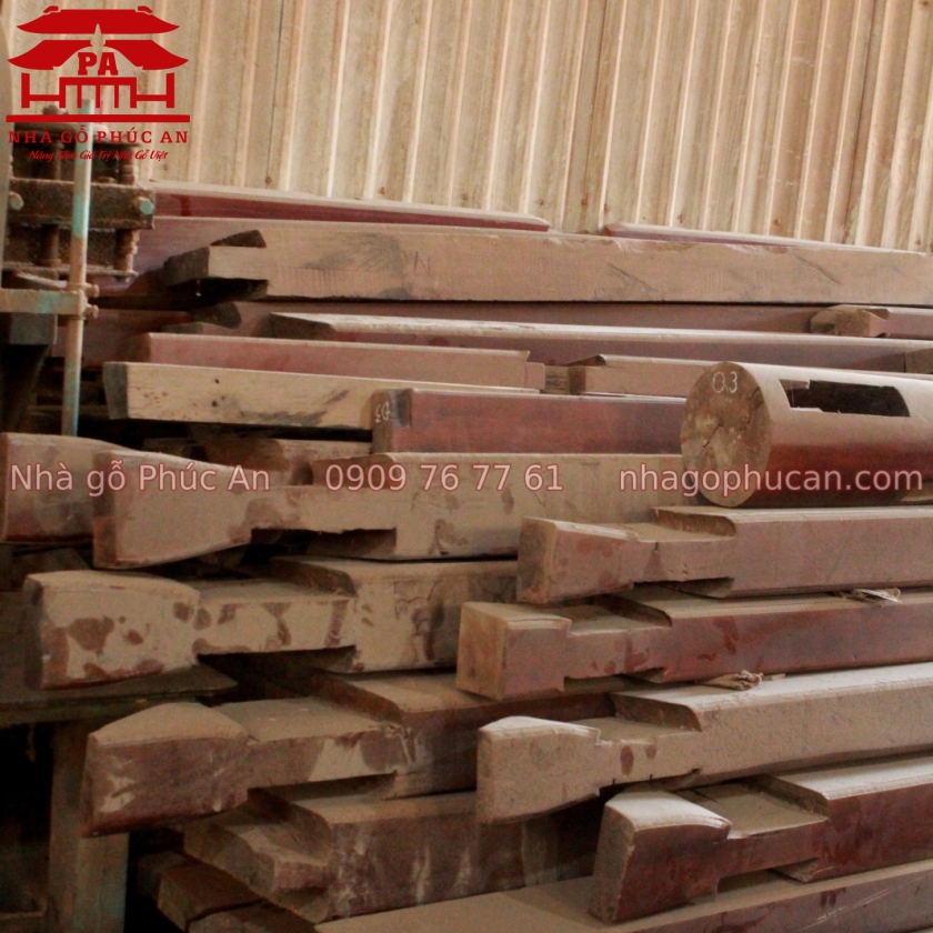THANH LÝ GẤP NHÀ 3 GIAN 2 CHÁI