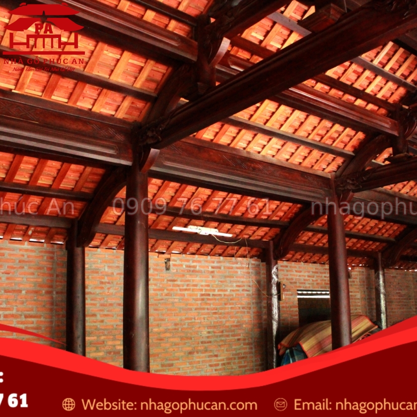 Nhà 3 gian 28 cột kẻ truyền