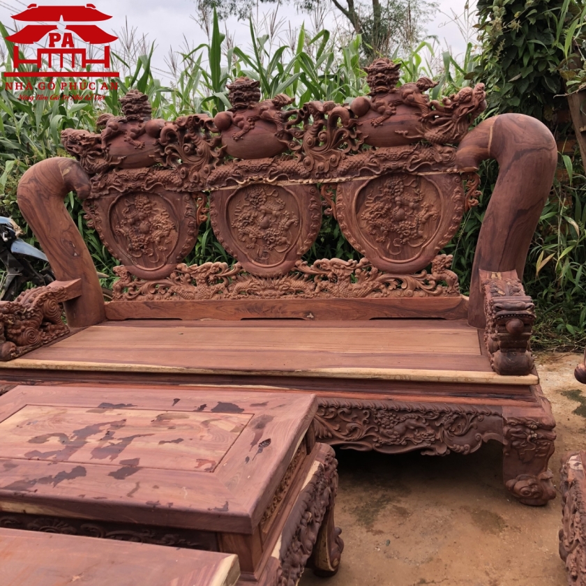 Bàn Ghế Gỗ Cẩm Lai Việt 11 món.