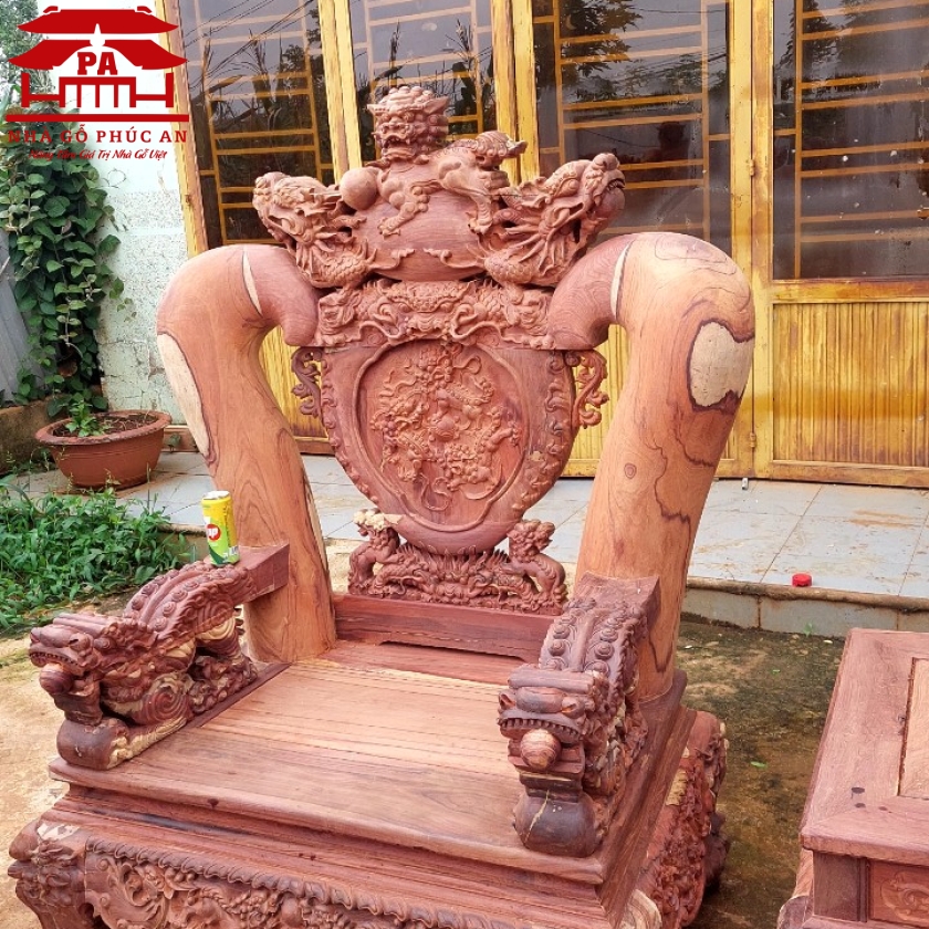 Bàn Ghế Gỗ Cẩm Lai Việt 11 món.