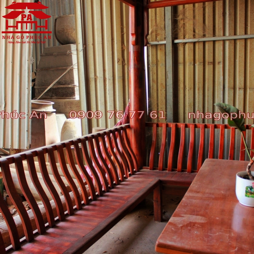 MẪU TỨ GIÁC CỘT TRÒN