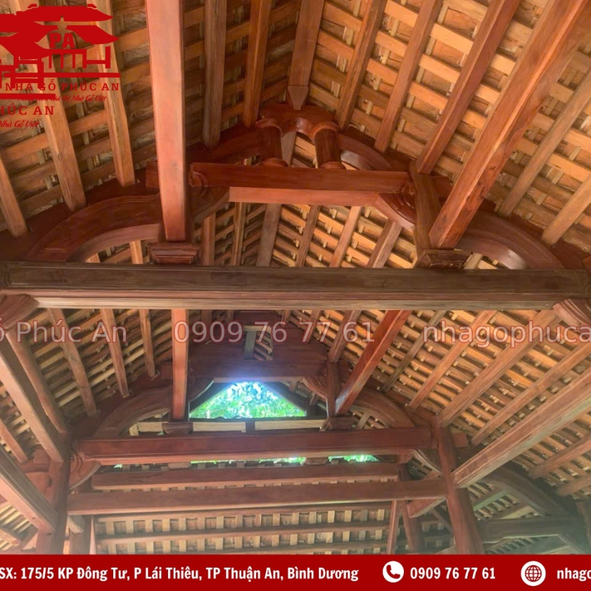 Nhà 3 gian 2 chái kẻ truyền