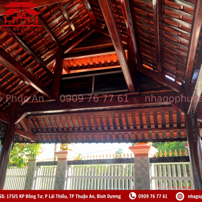 NHÀ 3 GIAN 8 CỘT CỔ LẦU